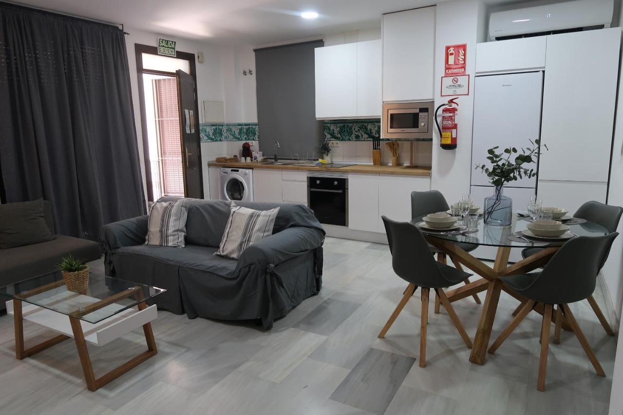 J & E Malaga Center Apartamentos Málaga Exterior foto