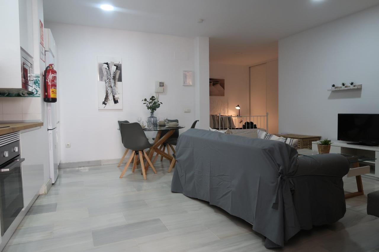 J & E Malaga Center Apartamentos Málaga Exterior foto