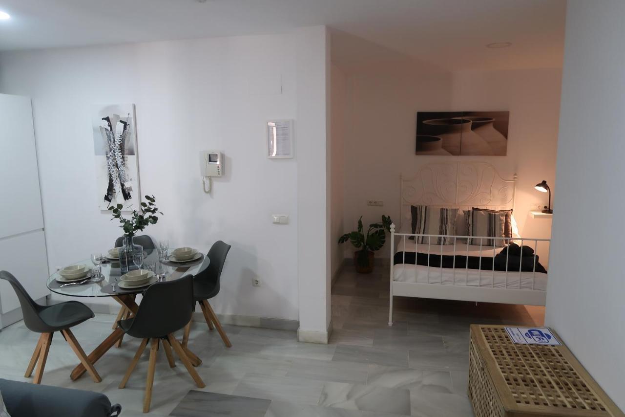 J & E Malaga Center Apartamentos Málaga Exterior foto